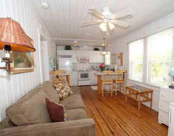 Anna Maria Beach Cottages Anna Maria Island Exterior foto